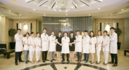 Đội ngũ chuyên gia, bác sĩ nha khoa Uy Tín tại Dencos Luxury